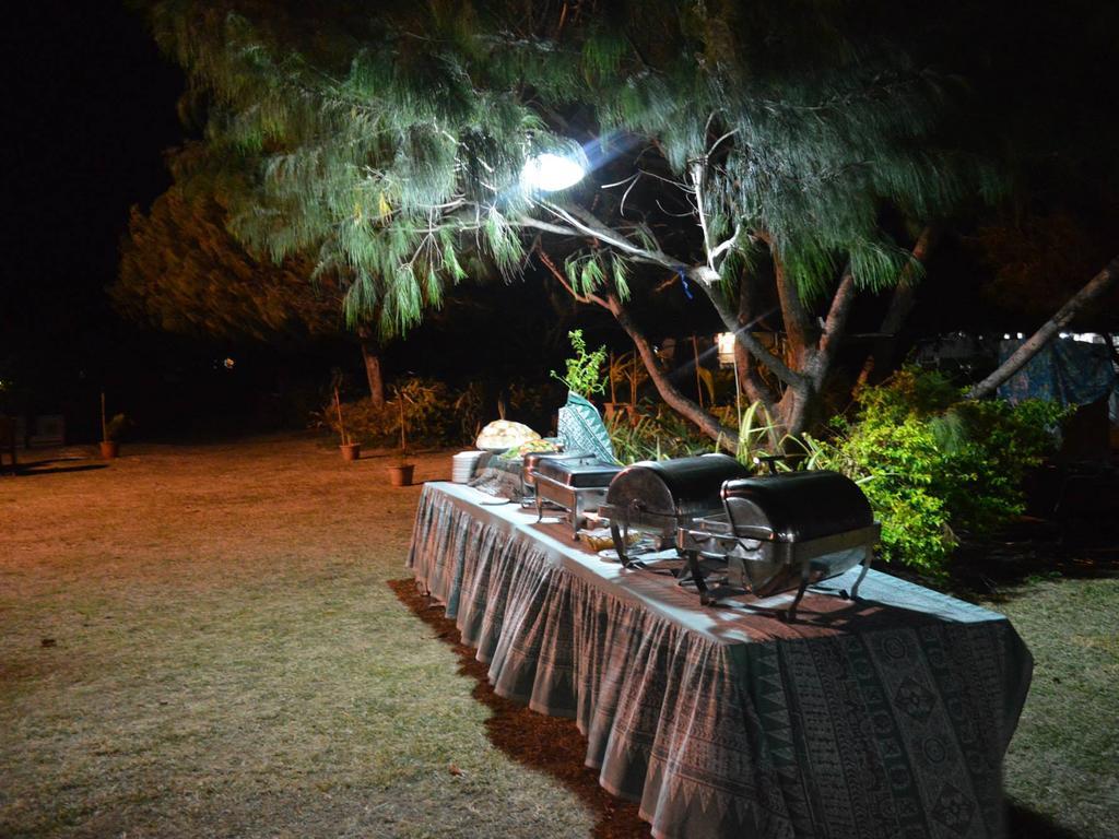 โครอลวิวไอส์แลนด์รีสอร์ท Hotel Tavewa Island ภายนอก รูปภาพ